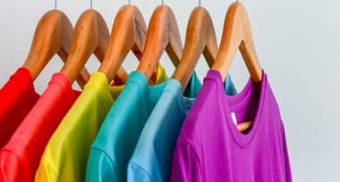 What are the best colors to wear on different days of the week?