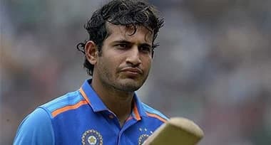 Is Irfan Pathan Using Astrology in Cricket Commentary? His Predictions Are 100% Accurate