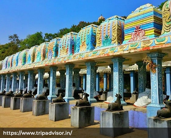 1008 Lingam Temple