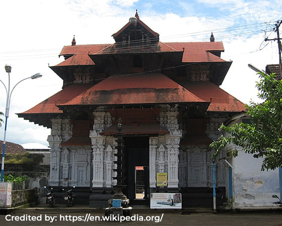 Sree Poornathrayeesa Temple