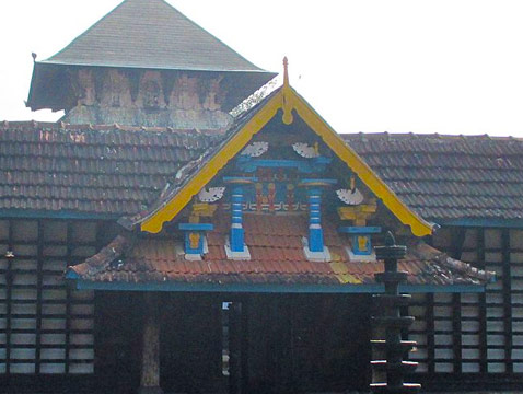 Thirunavaya Navamukunda Temple