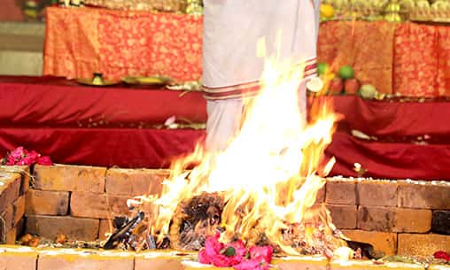 Ganesha Fire Lab by Siddha Priest in Siddha Tradition 