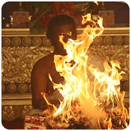 रामेश्वरम में व्यक्तिगत थिला होम (हम 15 दिनों तक प्रति दिन 3 यज्ञ समायोजित कर सकते हैं)