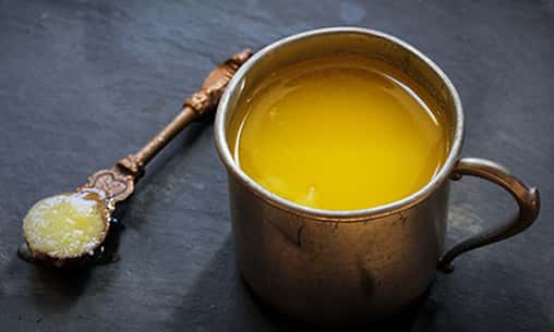 चेन्नई और तंजौर शक्ति स्थल पर लक्ष्मी जी को घी अपर्ण