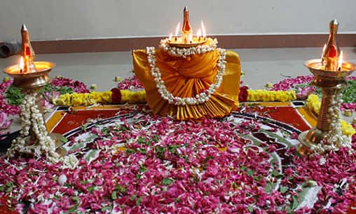 5 Bhagavati Seva Pooja to Invoke Supreme Mother Rajarajeswari at Kerala Powerspot