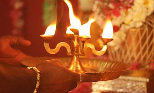 Anjaneya Sahasranamam Archana (Hymn Invoking Hanuman Through 1000 Divine Names) Followed by 3-Priest Sapthamukha Parakrama Anjaneya Fire Lab For Protection & Achieving the Impossible