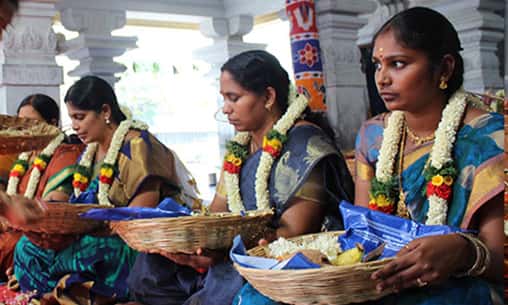 Sumangali Pooja (Pooja to Married Women) on Last Day of Navaratri