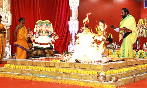 108 Ashtothara Shatha Rudra Fire Lab with 108 Conch Shell Abishekam & 108 Rudraksha Mala Dharanam 108 Ashtothara Shatha Rudra Fire Lab with 108 Conch Shell Abishekam & 108 Rudraksha Mala Dharanam