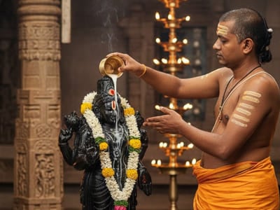 Archana-and-Abishekam-Vishnu