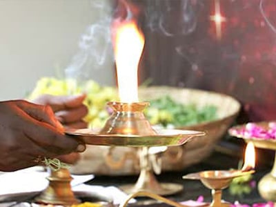 Archana-and-Abishekam-Vishnu