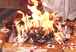 6-Priest Shatrusamhara Homa