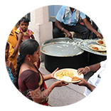 ஏழைகளுக்கு அன்ன தானம்